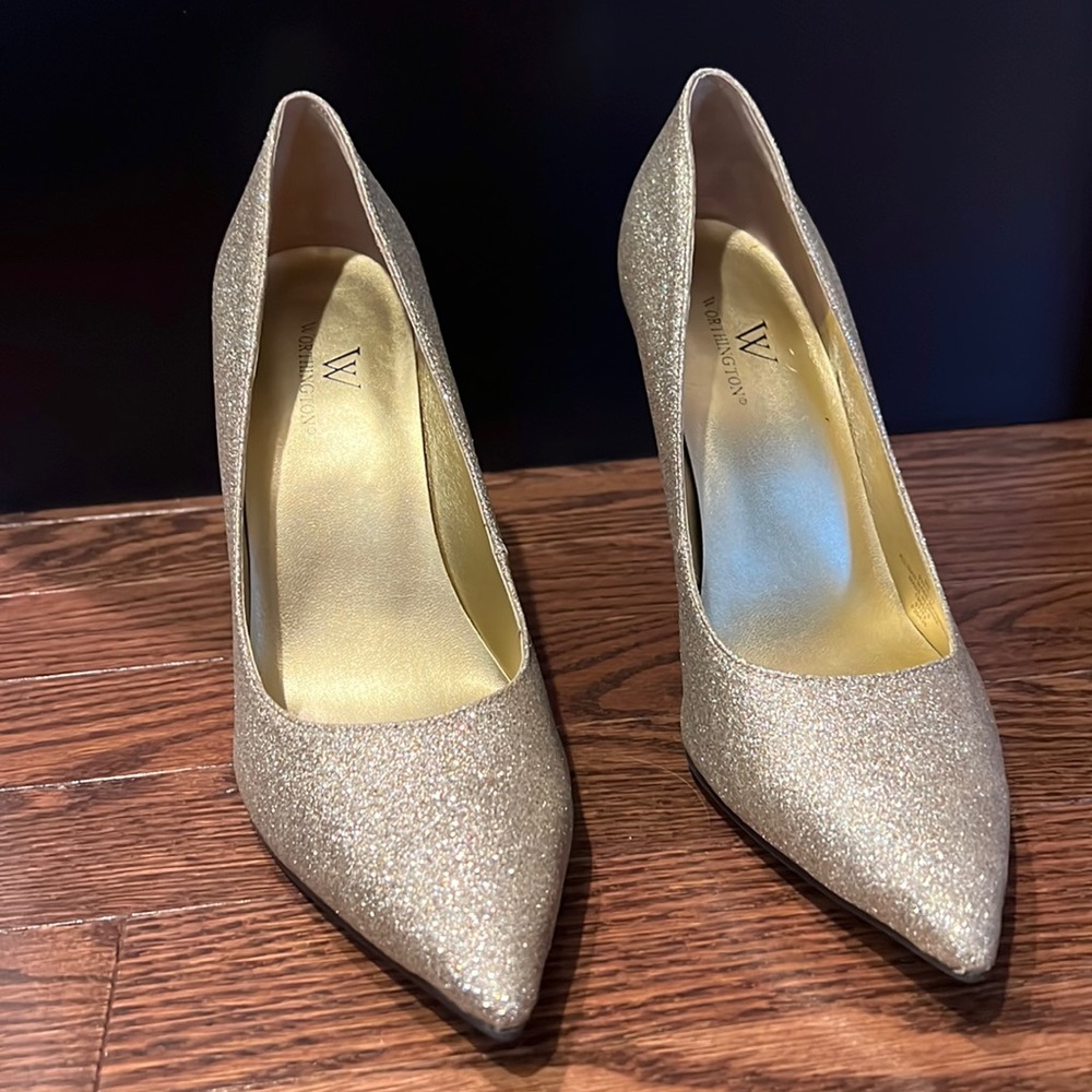 Worthington Gold Heels - SIZE 8